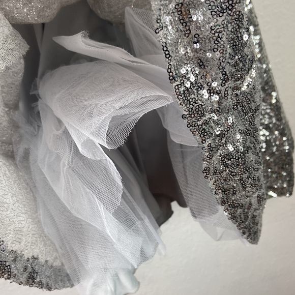 NWT B. Smart Silver sequin dress junior 9 - Picture 7 of 8
